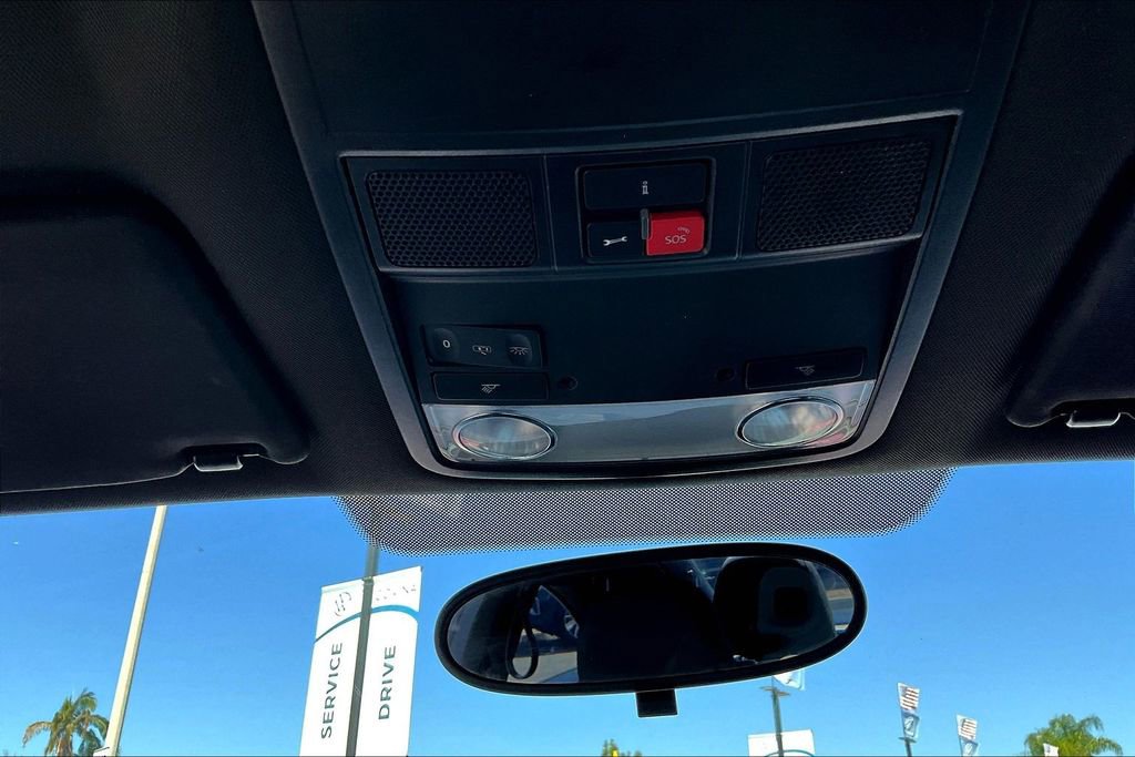 Used 2014 Volkswagen Beetle R-Line image 15