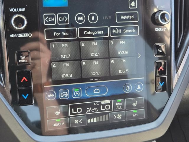 Used 2025 Subaru Forester Premium image 25