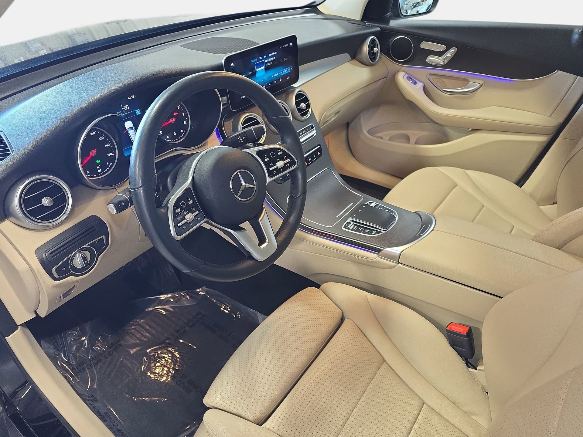 Used 2021 Mercedes-Benz GLC 300 4MATIC image 16