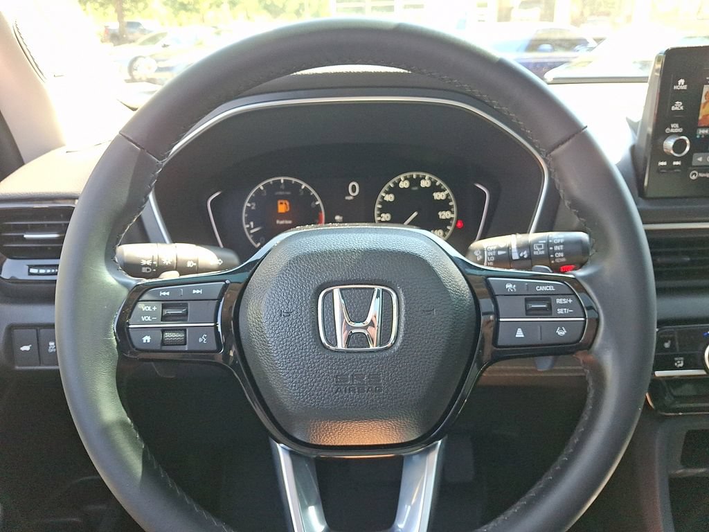 Used 2025 Honda Pilot Touring image 20