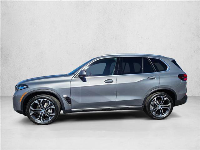 New 2026 BMW X5 sDrive40i image 5
