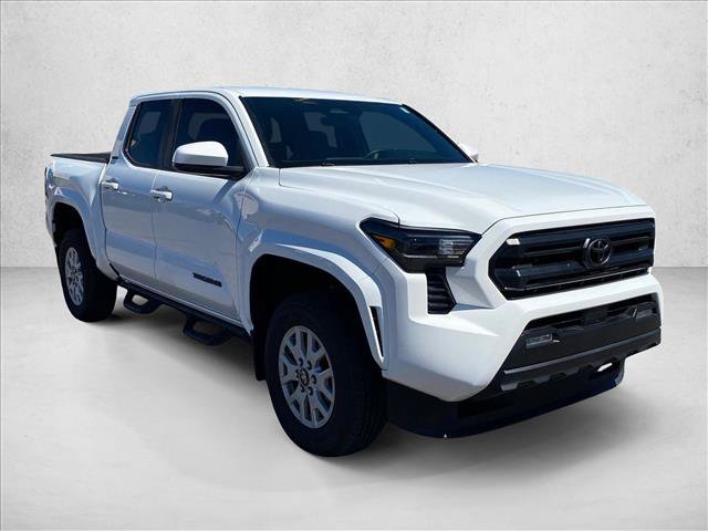 Certified 2024 Toyota Tacoma SR5 AWD/4WD image 3