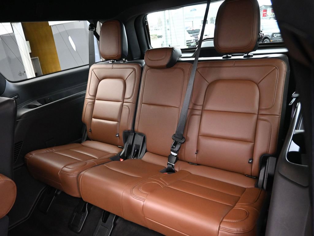 Used 2024 Lincoln Navigator L Reserve image 28
