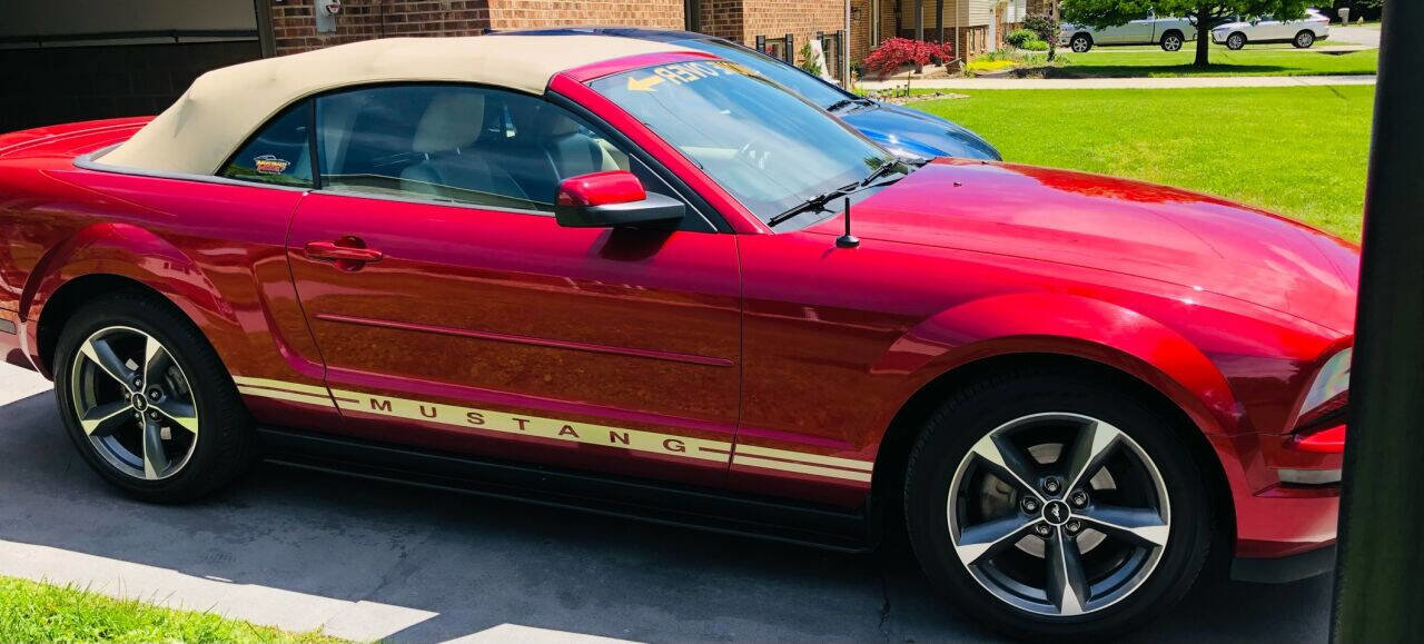 Used 2007 Ford Mustang Premium RWD image 22