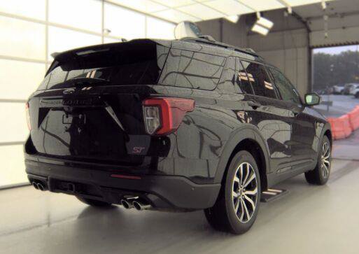 Used 2020 Ford Explorer ST w/ Premium Technology Package AWD/4WD image 4