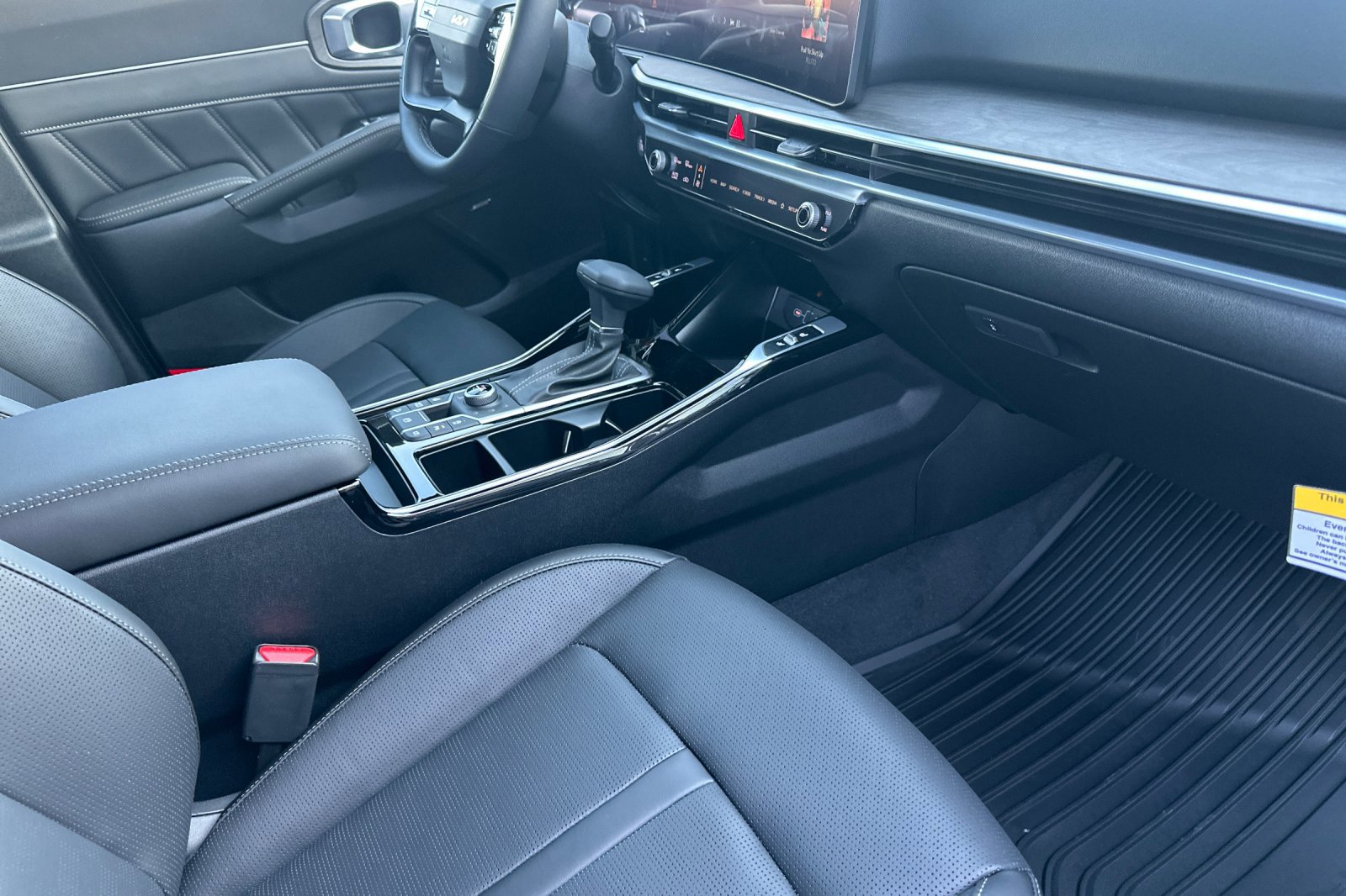 New 2026 Kia Sorento SX image 18