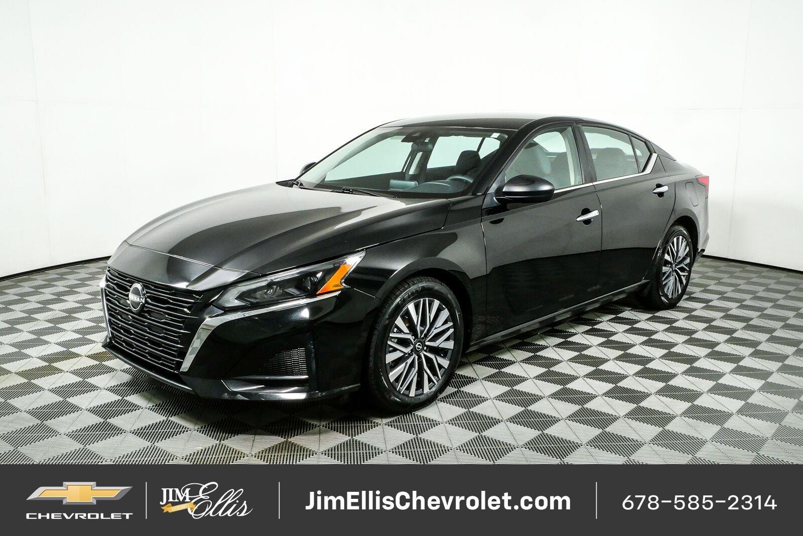 Used 2024 Nissan Altima 2.5 SV FWD image 23
