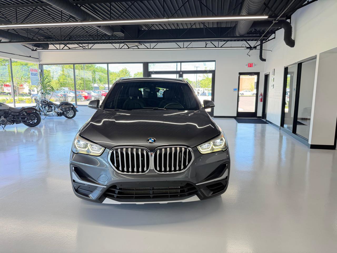 Used 2020 BMW X1 xDrive28i AWD/4WD image 2