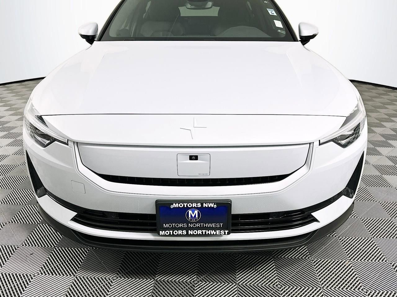 Used 2024 Polestar Polestar 2 image 2