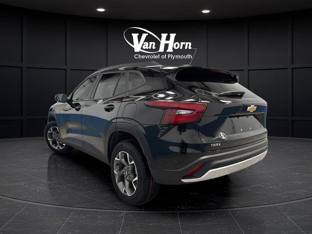 Used 2025 Chevrolet Trax LT FWD image 5