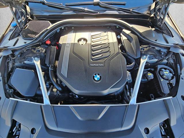 Used 2022 BMW 740i 740i w/ M Sport Package image 24