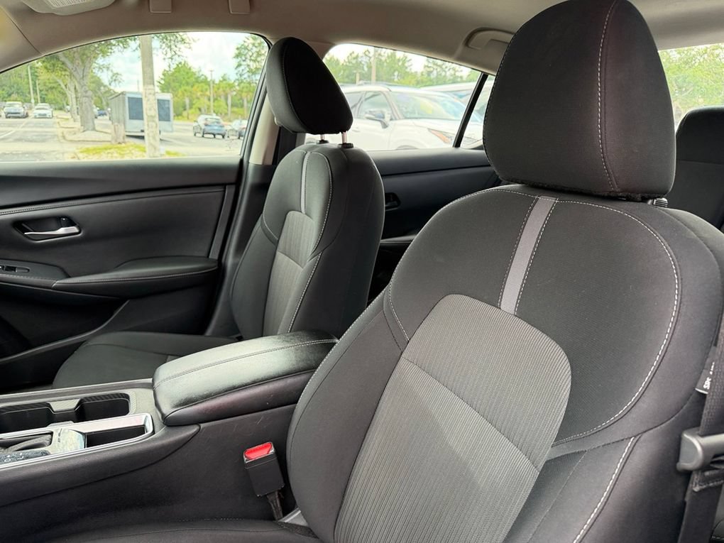 Used 2024 Nissan Sentra SV FWD image 39