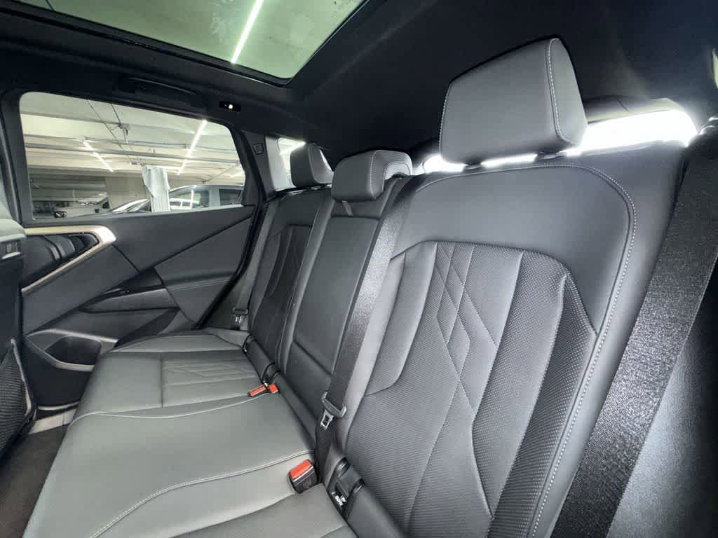 Used 2025 BMW X3 xDrive30 AWD/4WD image 22