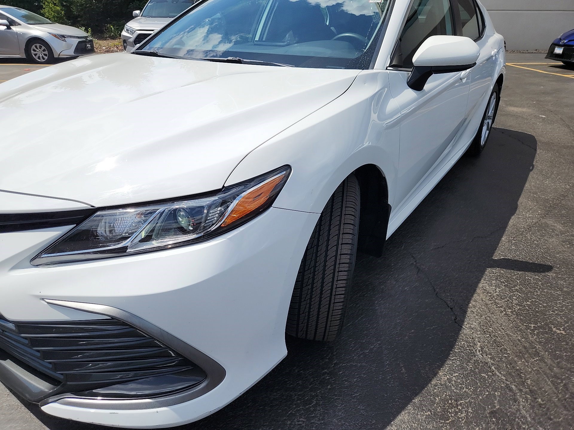 Certified 2022 Toyota Camry LE FWD image 7