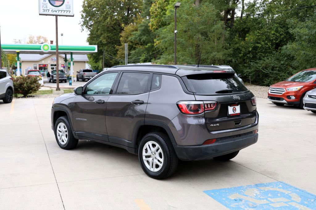 Used 2018 Jeep Compass Sport AWD/4WD image 5