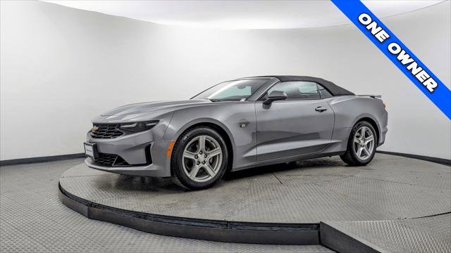 Used 2020 Chevrolet Camaro LT image 2