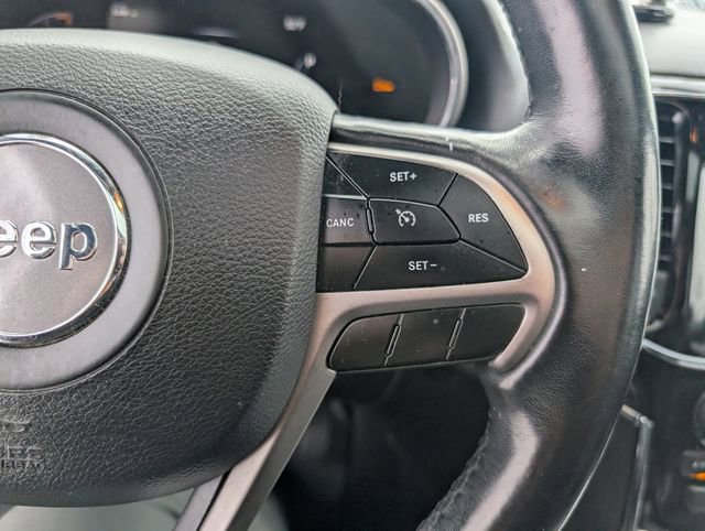 Used 2019 Jeep Grand Cherokee Limited AWD/4WD image 14