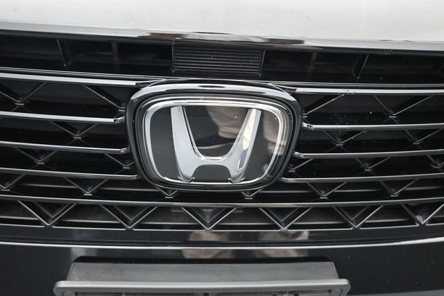 Used 2023 Honda Accord EX image 39