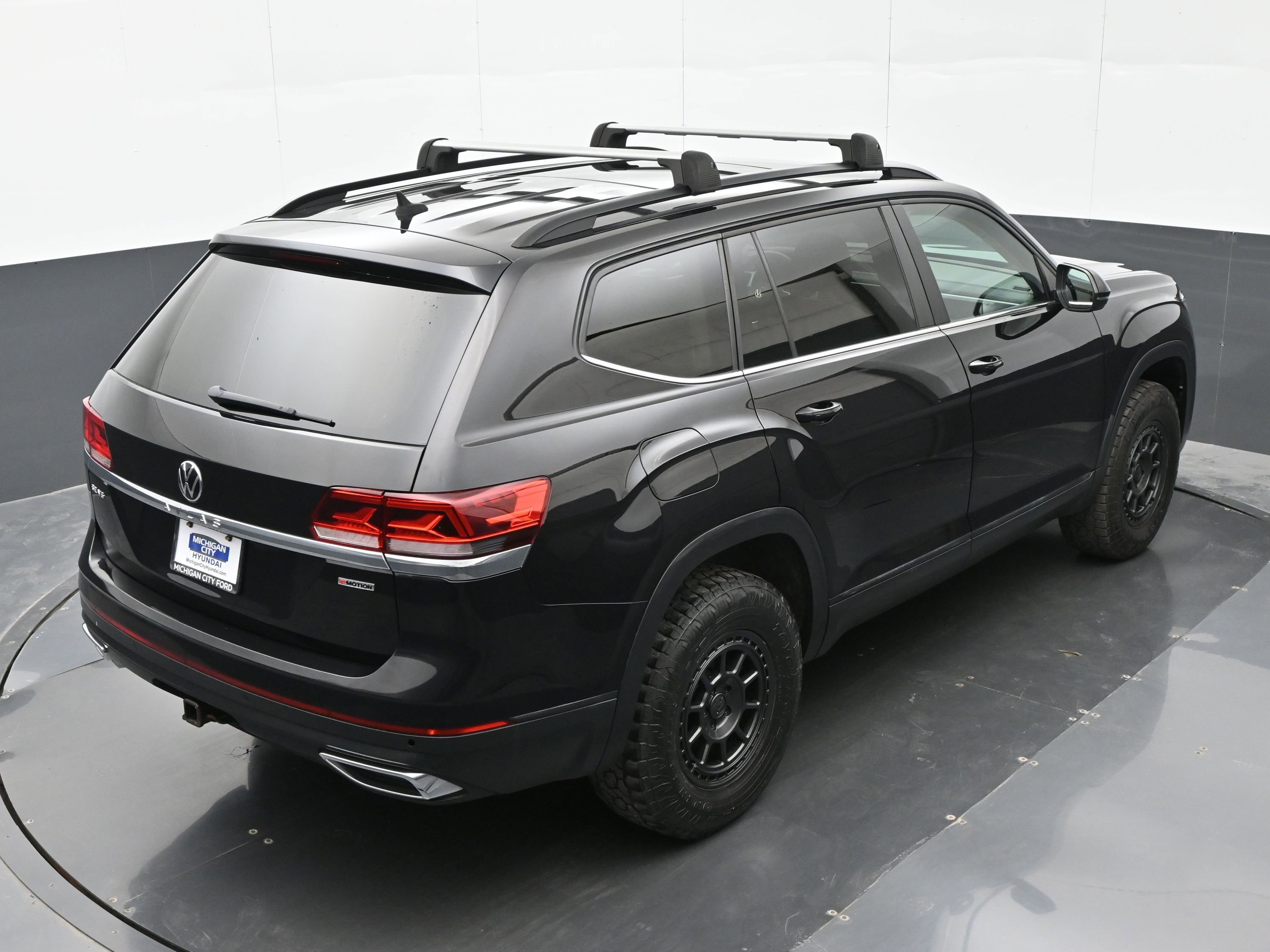 Used 2021 Volkswagen Atlas SE w/ Panoramic Sunroof Package AWD/4WD image 33