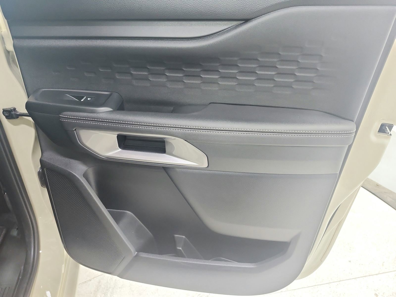 Used 2025 Ford Ranger XLT w/ Equipment Group 301A High image 39