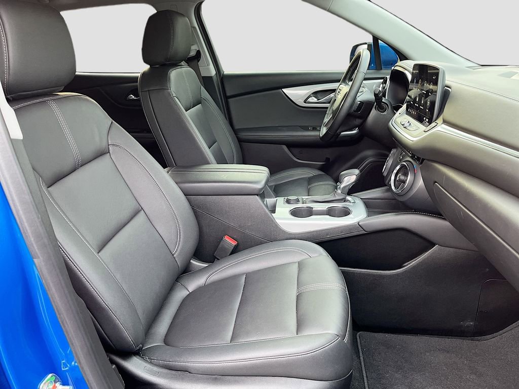 Used 2024 Chevrolet Blazer LT image 27