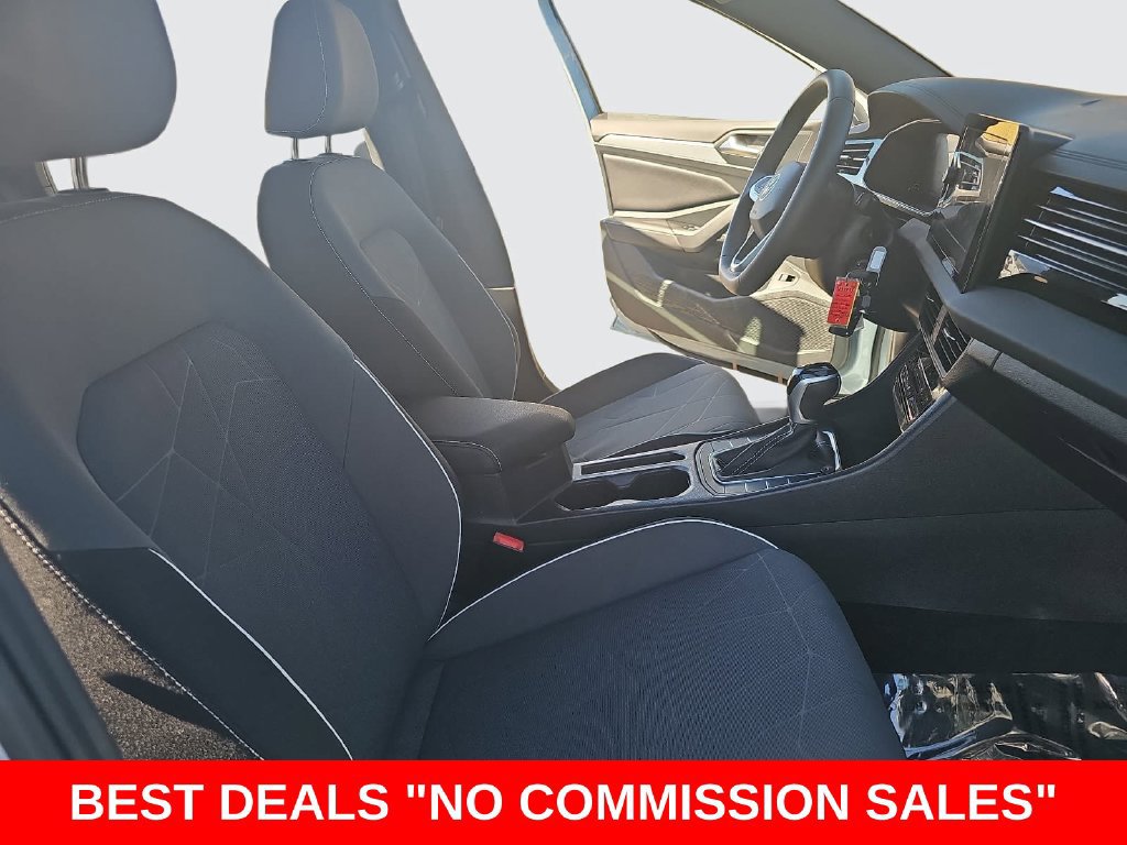 Used 2025 Volkswagen Jetta Sport FWD image 10