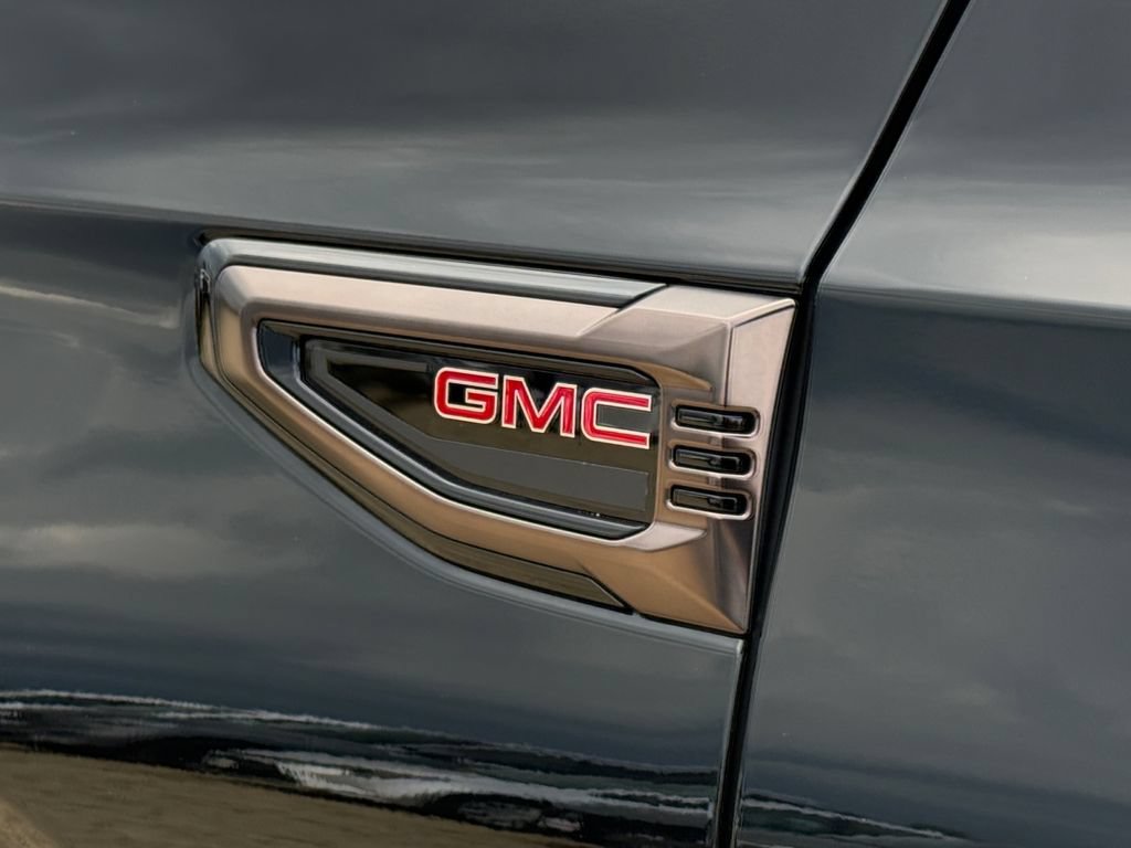 Used 2026 GMC Yukon AT4 Ultimate AWD/4WD image 48
