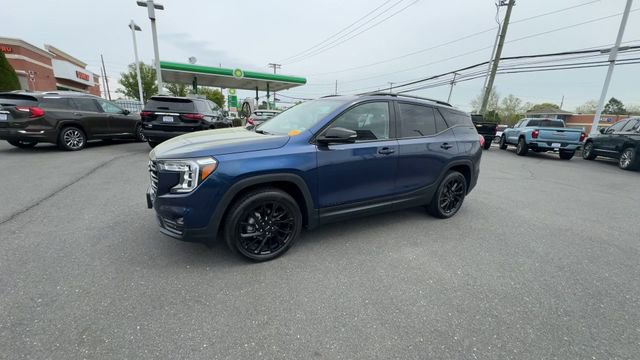 Certified 2023 GMC Terrain SLT w/ Infotainment Package II AWD/4WD image 4