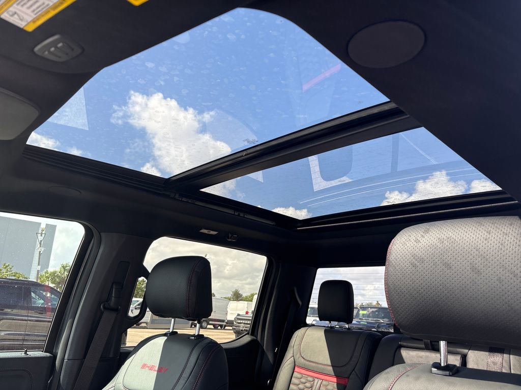 New 2025 Ford F150 Lariat w/ Equipment Group 502A High image 7