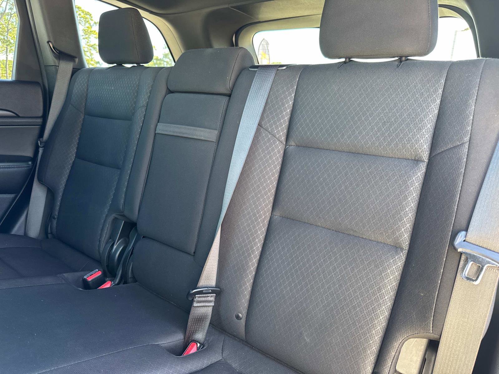 Used 2019 Jeep Grand Cherokee Laredo image 13