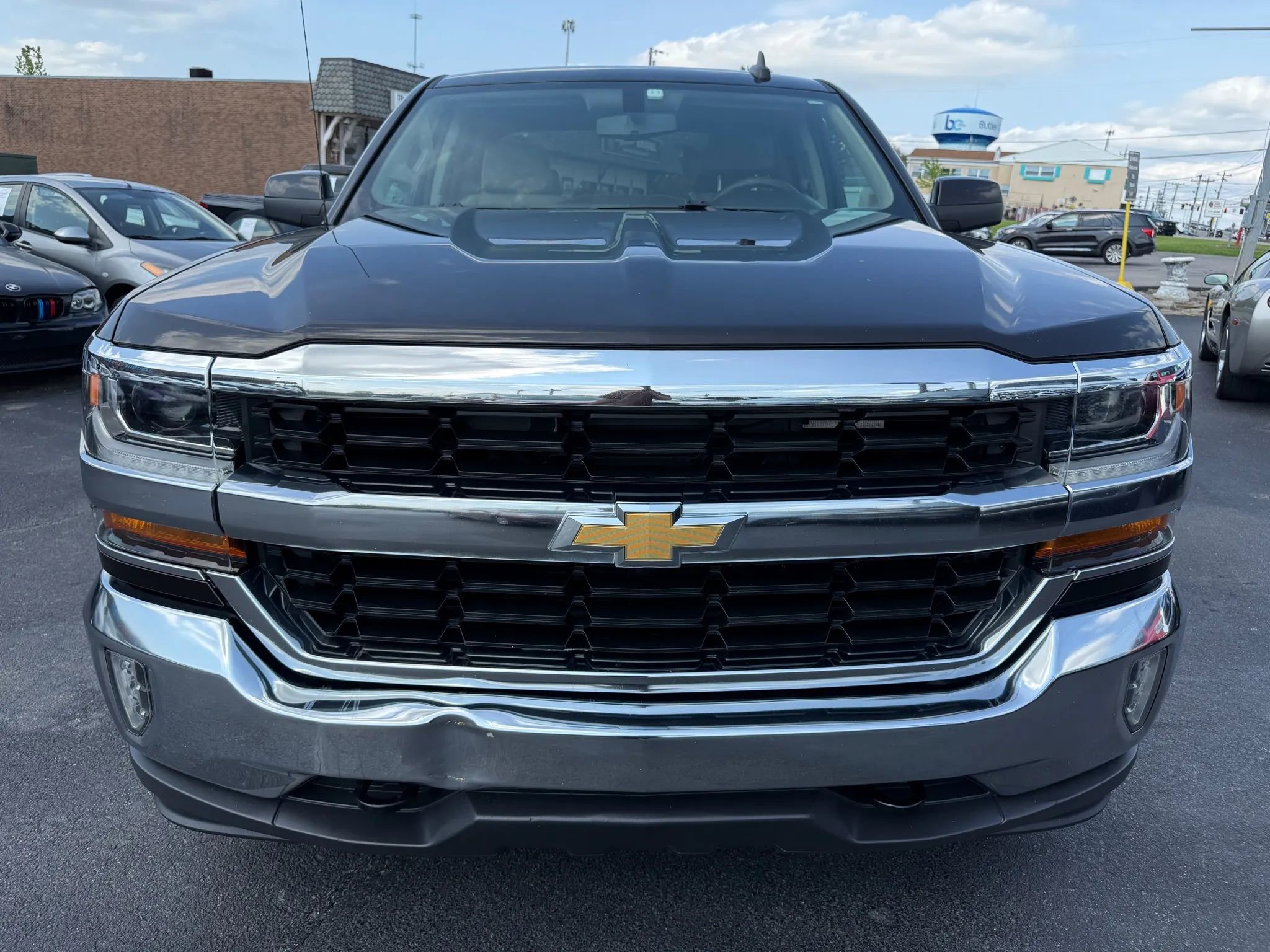 Used 2018 Chevrolet Silverado 1500 LT w/ All Star Edition image 8