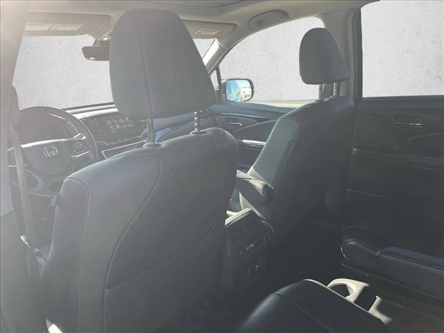 Used 2021 Honda Pilot Elite image 16