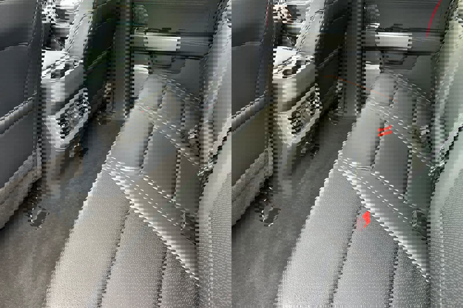 New 2026 Ford F350 Lariat w/ Lariat Premium Package video 4