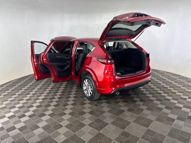Used 2024 MAZDA CX-5 AWD 2.5 S w/ Select Package image 16