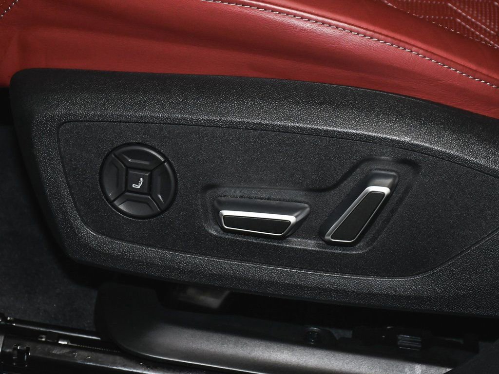 Used 2025 Audi S6 e-tron Prestige w/ 21" Black Optic Package AWD/4WD image 59