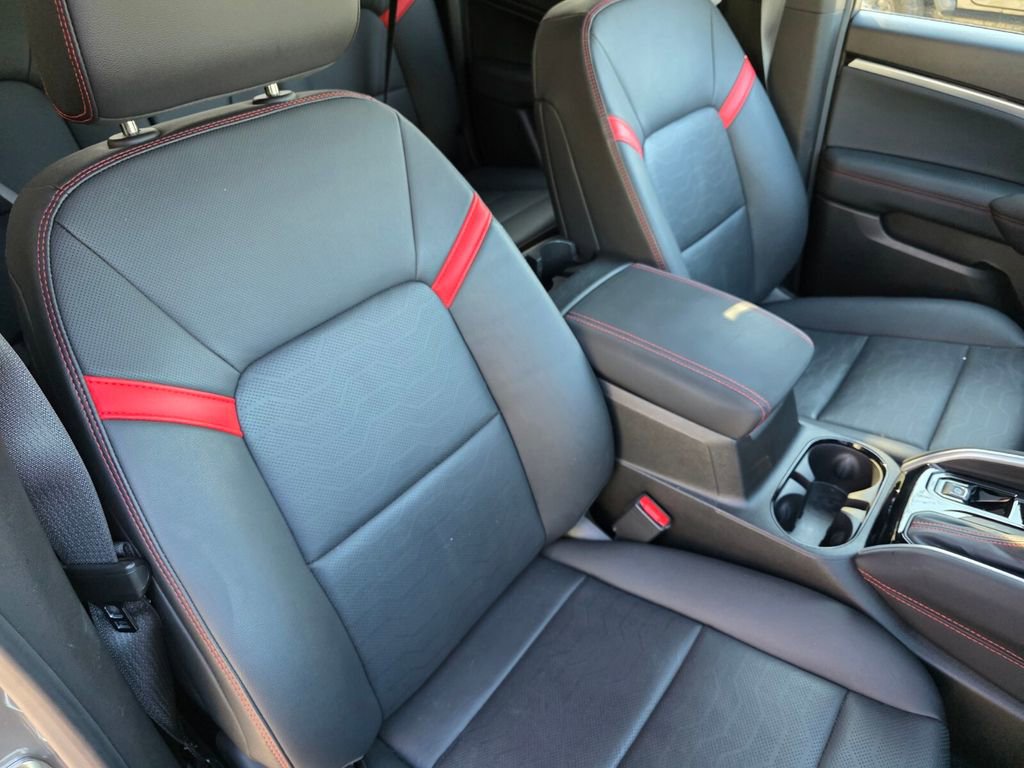 Used 2023 Chevrolet Colorado Z71 w/ Z71 Convenience Package 2 image 29