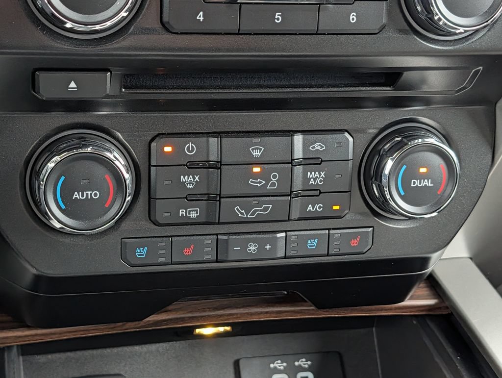 Used 2016 Ford F150 Lariat AWD/4WD image 42