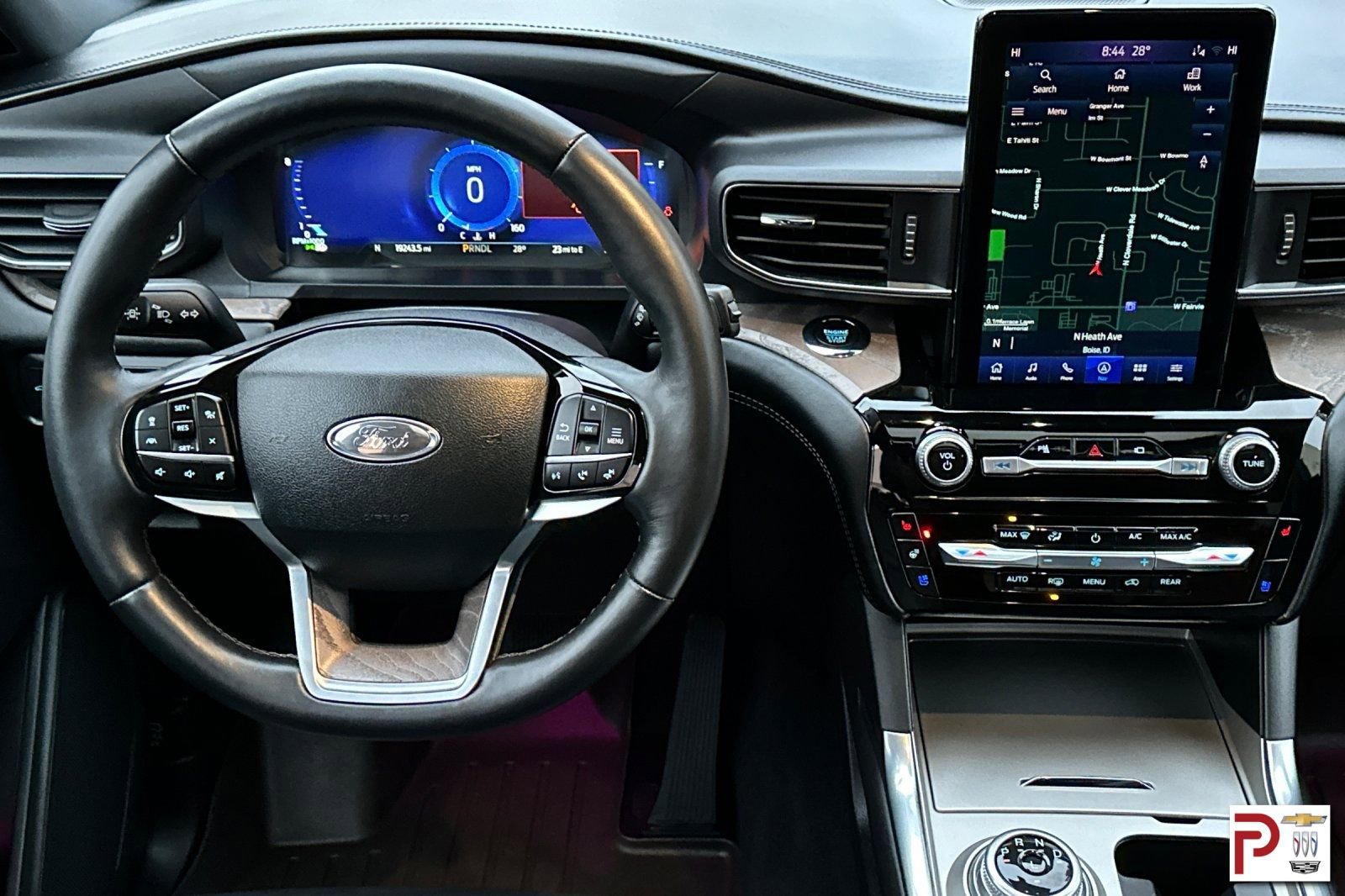 Used 2022 Ford Explorer Platinum w/ Equipment Group 601A image 18