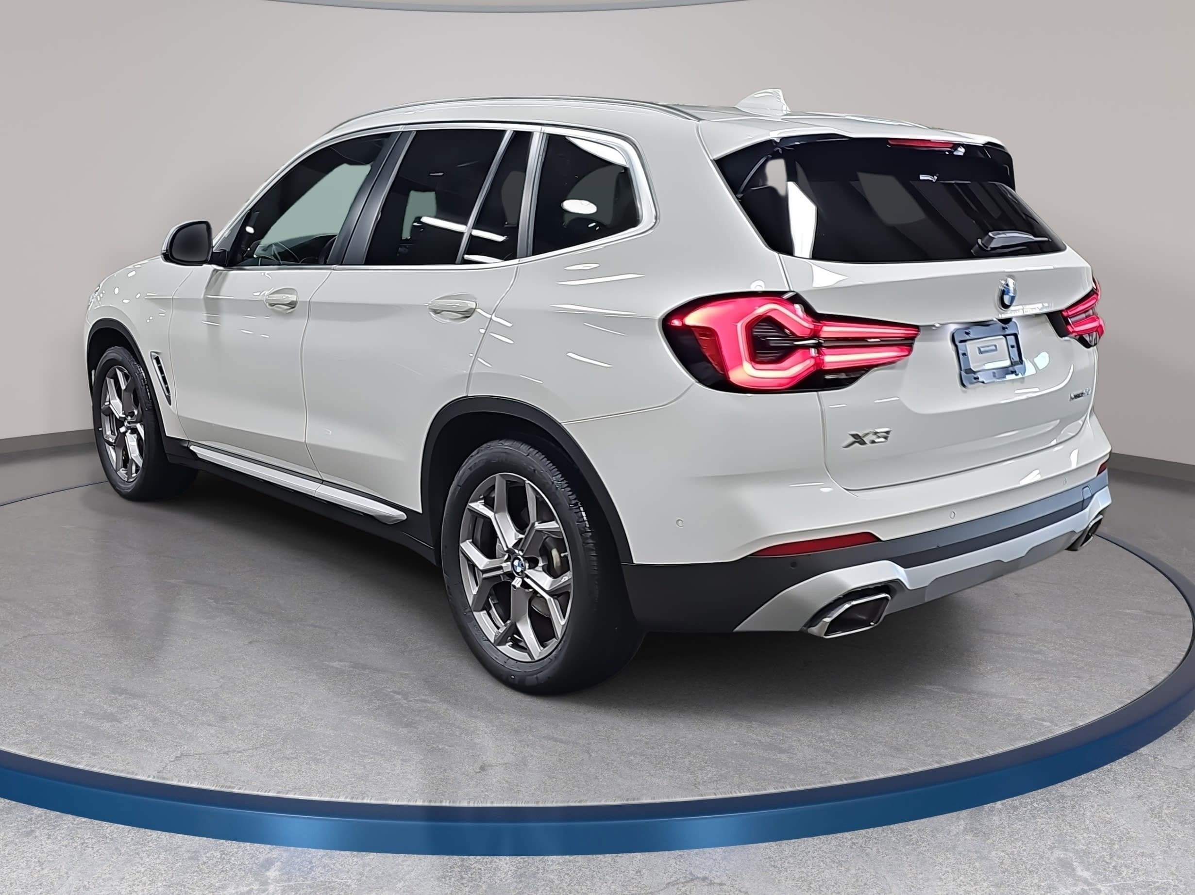 Used 2023 BMW X3 sDrive30i w/ Convenience Package RWD image 7