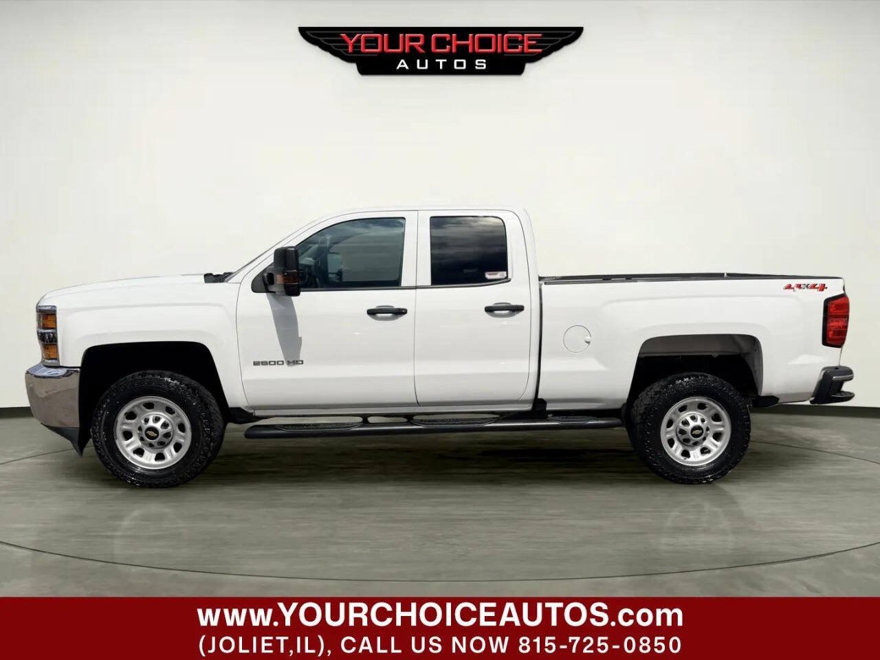 Used 2019 Chevrolet Silverado 2500 W/T AWD/4WD image 2
