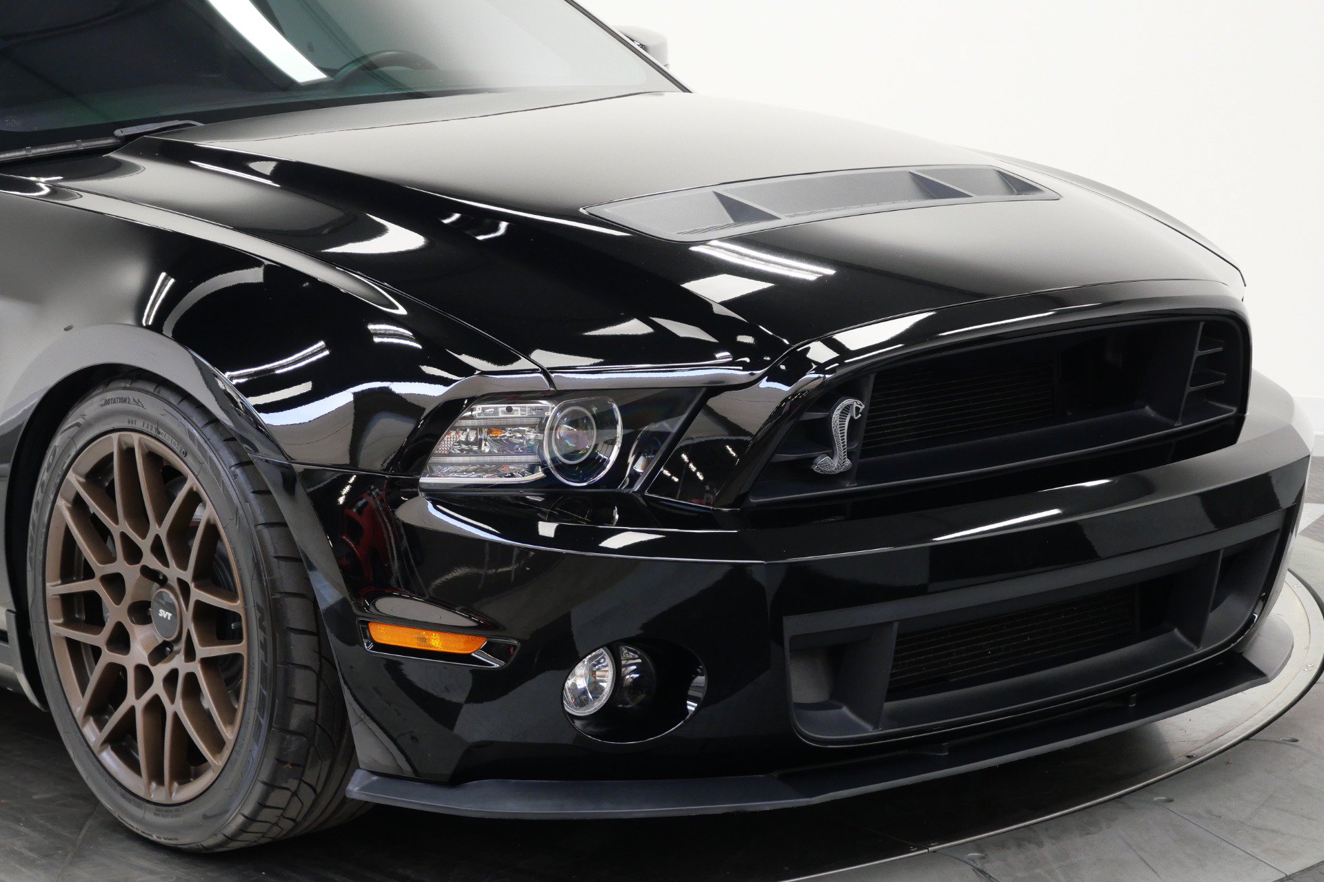 Used 2013 Ford Mustang Shelby GT500 RWD image 42
