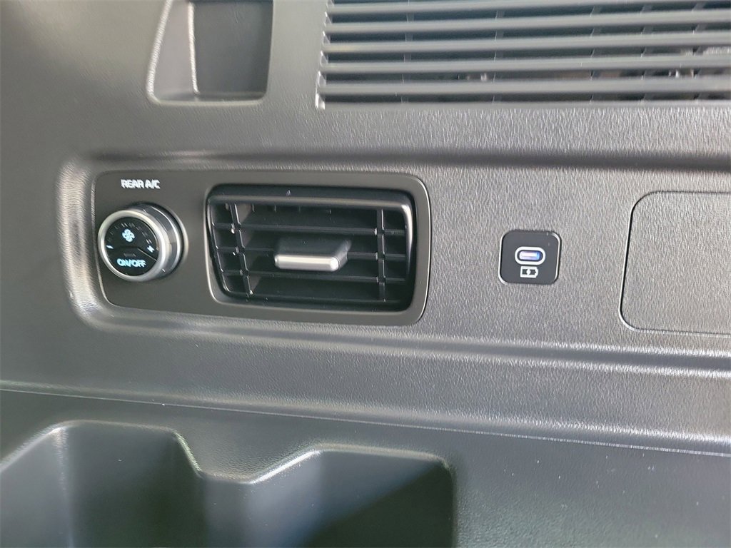 Certified 2026 Hyundai Santa Fe SEL image 12