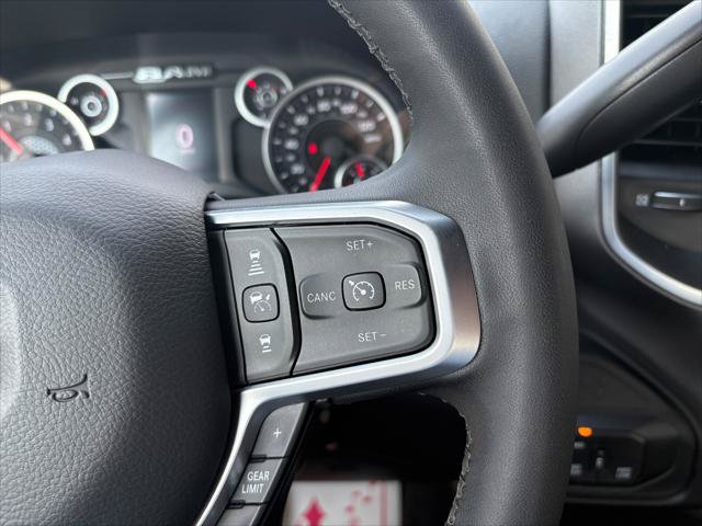 Certified 2025 RAM 2500 Big Horn AWD/4WD image 17