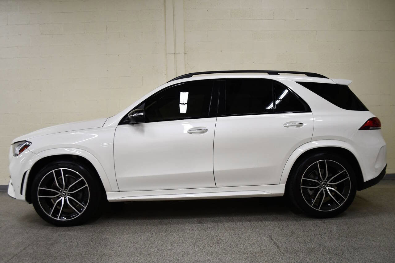Used 2022 Mercedes-Benz GLE 580 4MATIC image 3