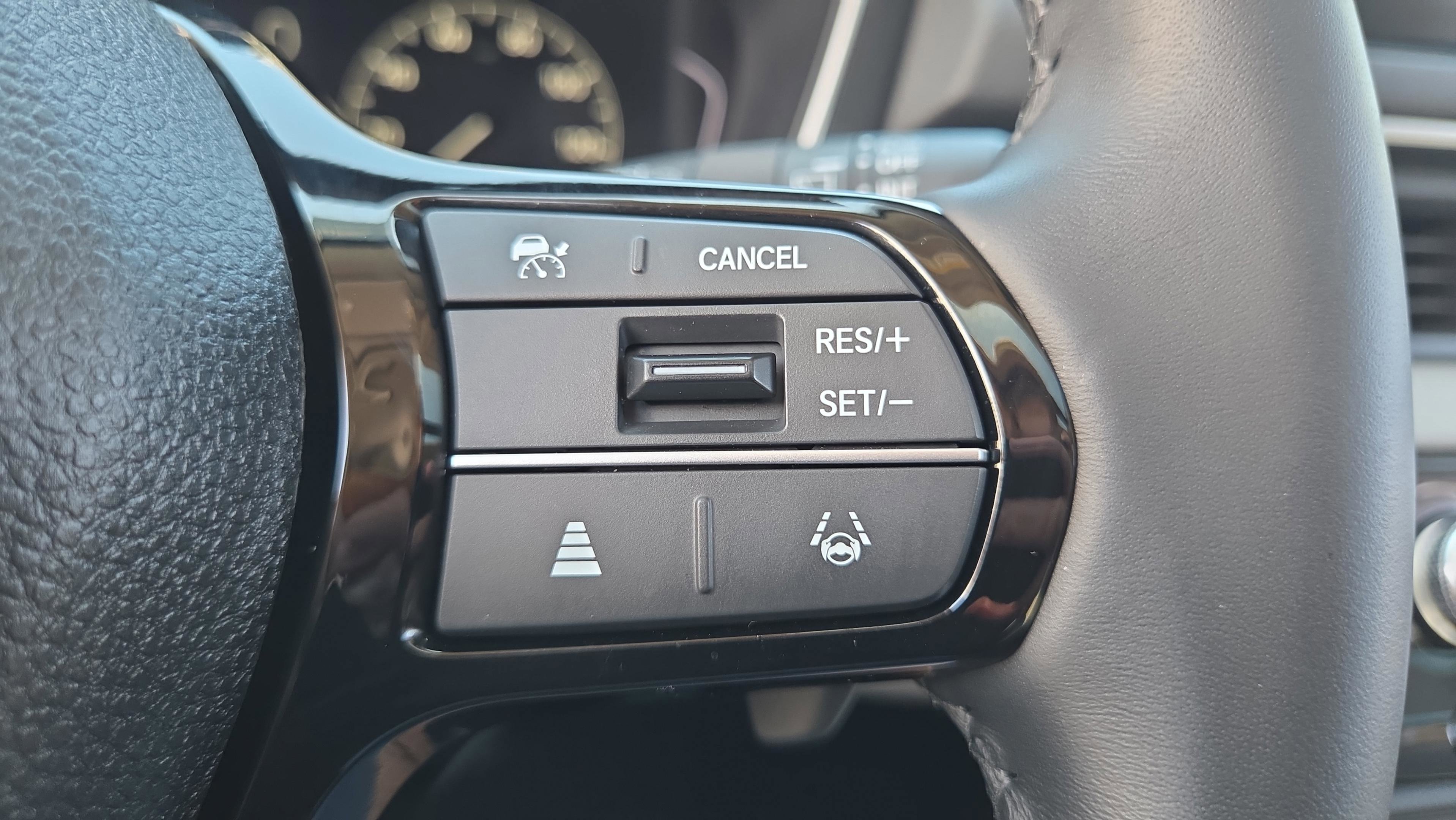 Used 2025 Honda Pilot Touring image 25