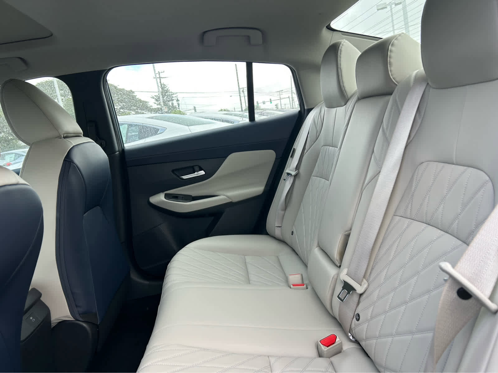 New 2026 Nissan Sentra SL FWD image 9