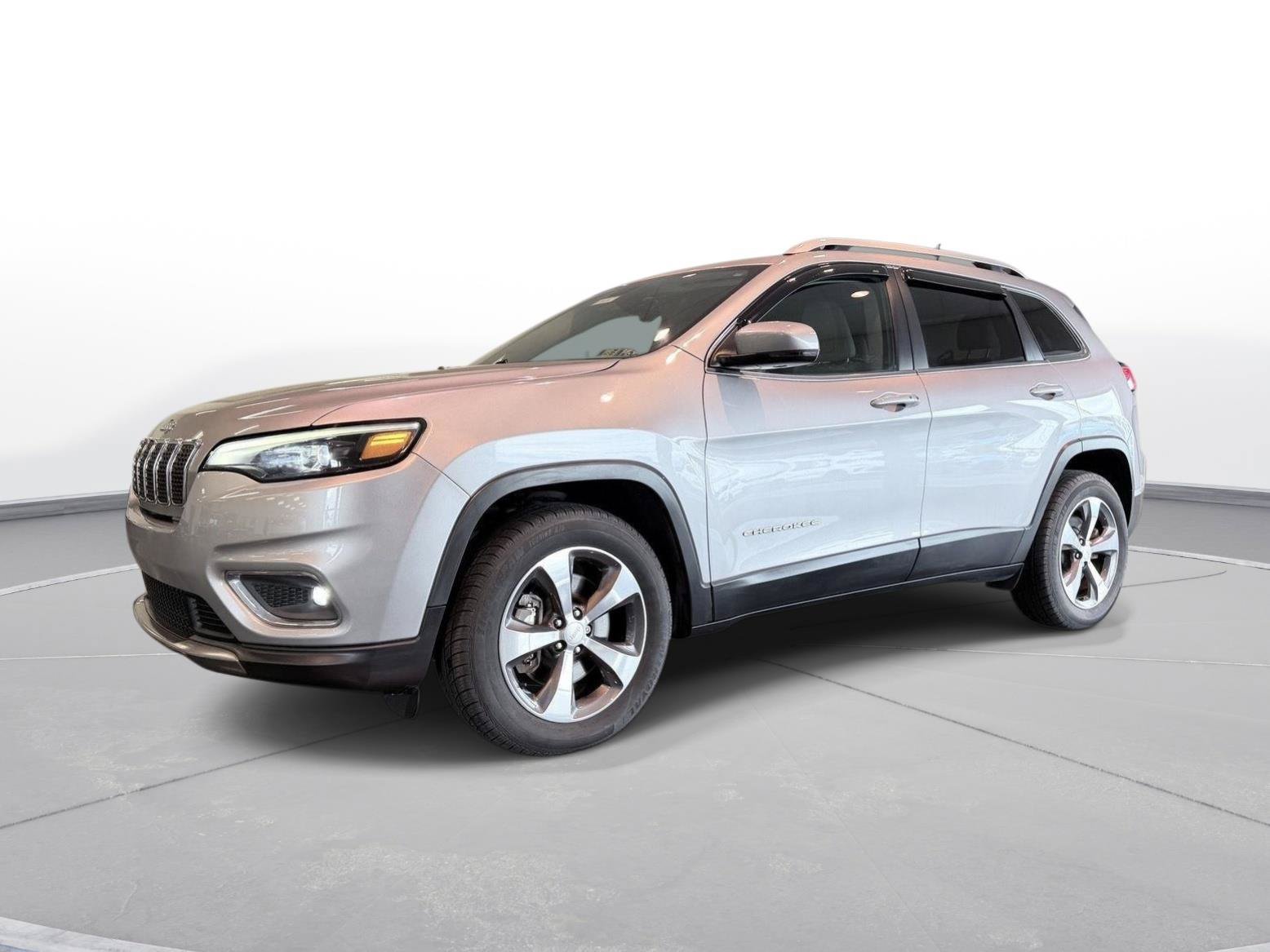 Used 2019 Jeep Cherokee Limited AWD/4WD image 9