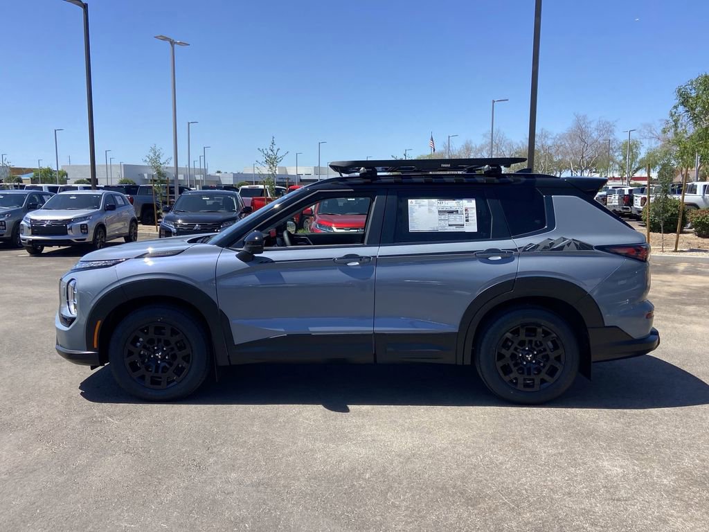 New 2026 Mitsubishi Outlander AWD image 4