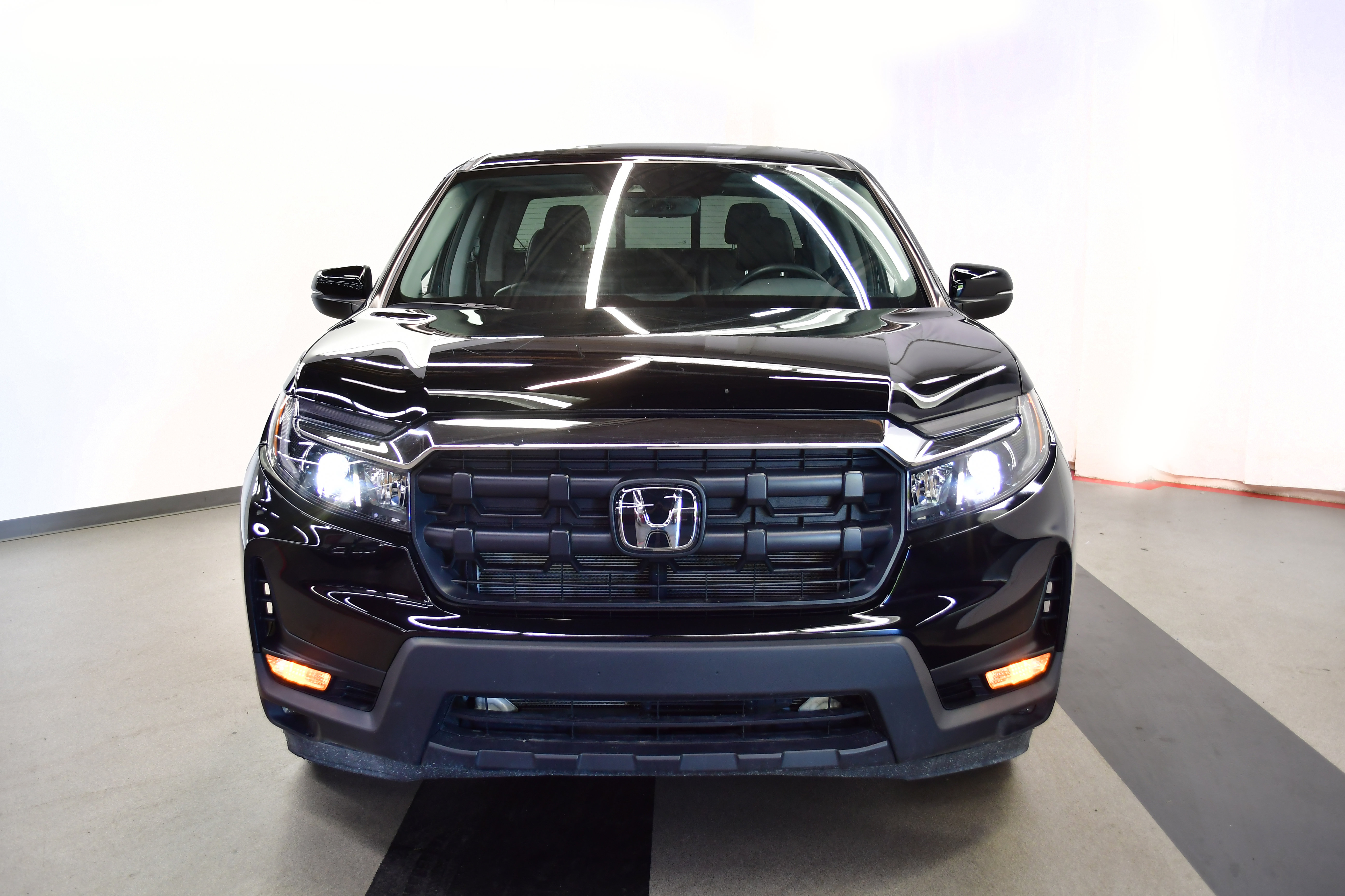 Used 2025 Honda Ridgeline RTL image 3
