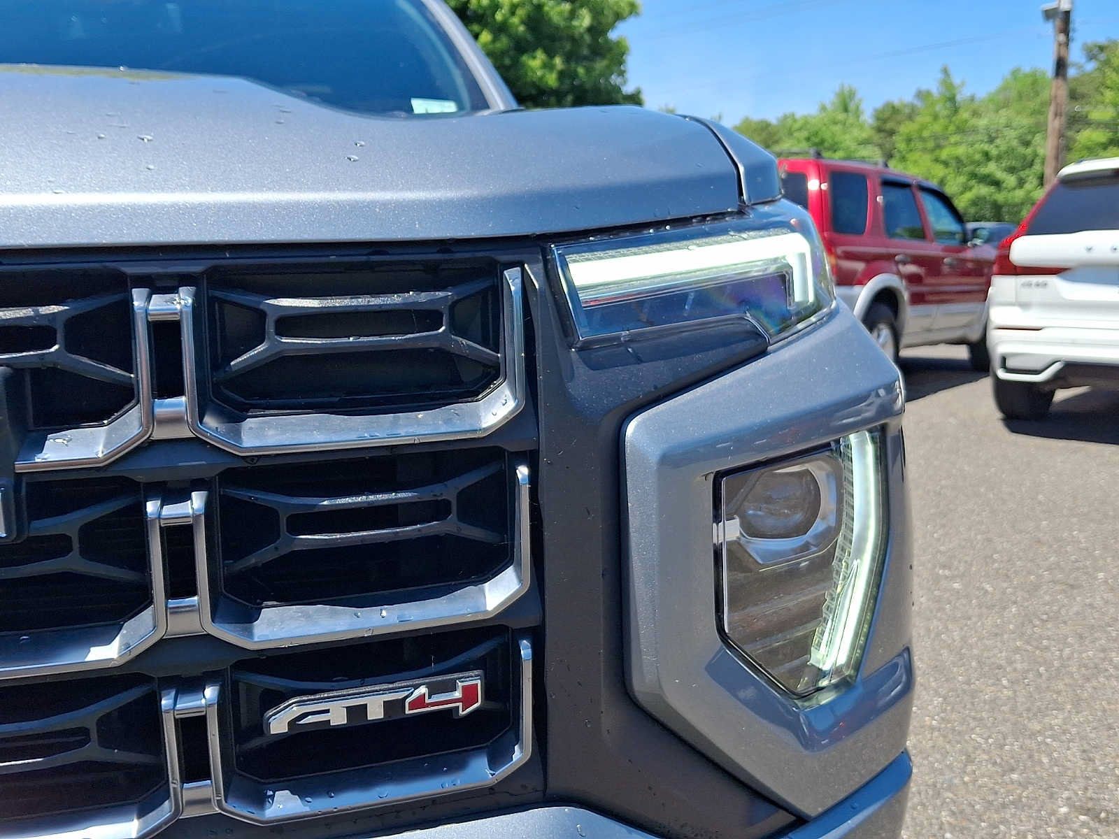 Used 2026 GMC Canyon AT4 w/ Technology Plus Package AWD/4WD image 11